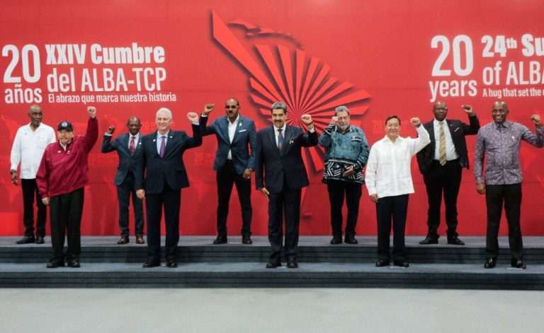 ¡CON EL APOYO DE CHINA! Maduro llama a dar la pelea en redes sociales y con la IA (+Videos)