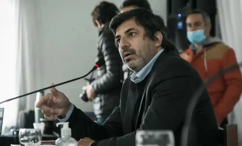 En medio de sospechas de corrupción, el oficialismo rechazará los números de la gestión Ducoté