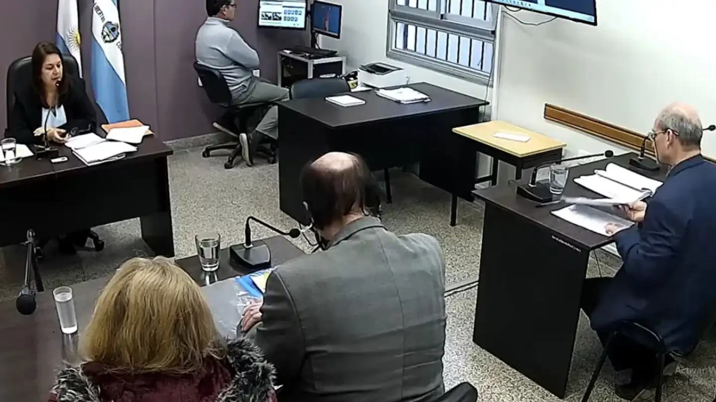 La profesora le pedía dinero a sus alumnos para aprobarlos (Foto: Gentileza El Litoral).