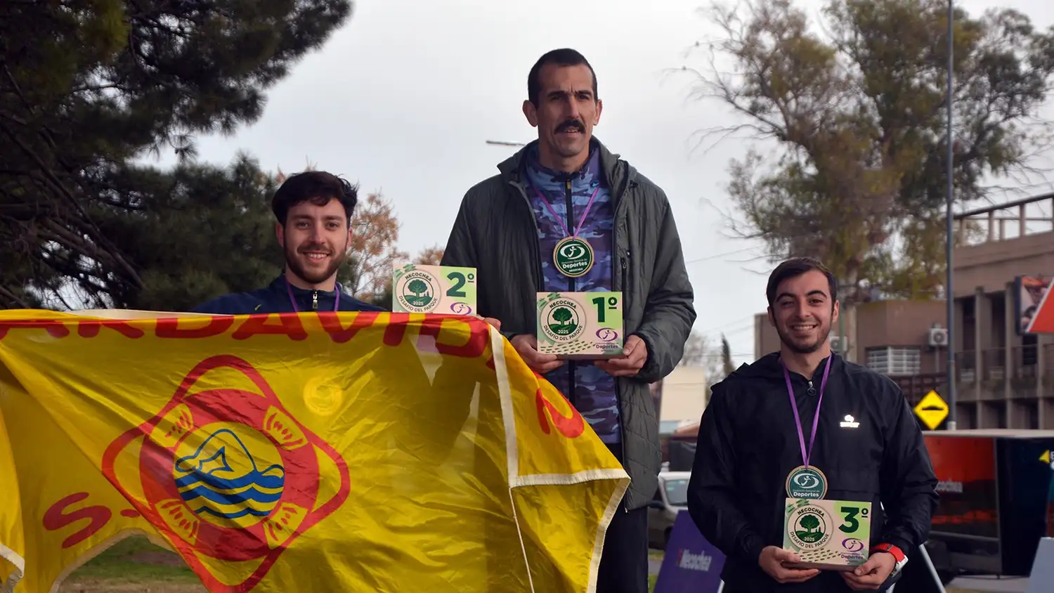 Podio caballeros 4 kms