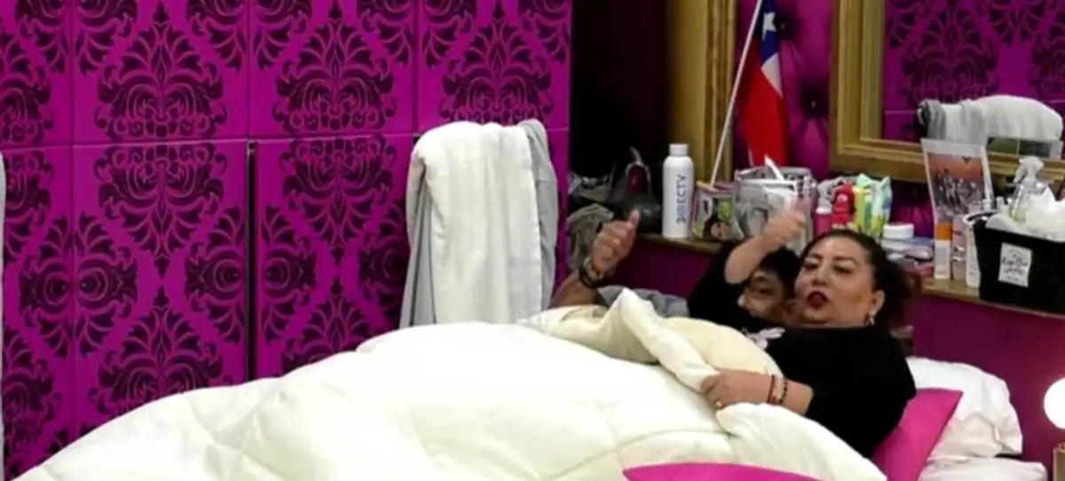 “Dedo para arriba”: la escena viral de Brian y Pincoya que revolucionó la casa.