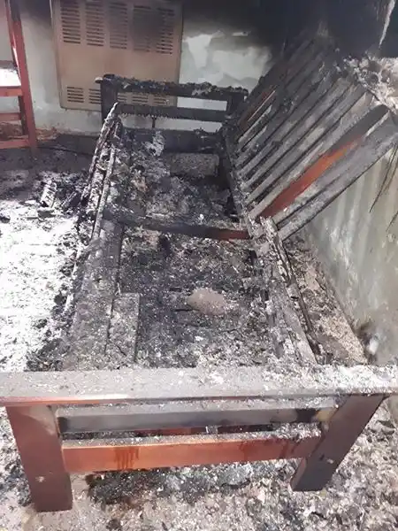 luego de realizar una  denuncia mataron  a su perro, robaron y quemaron su vivienda