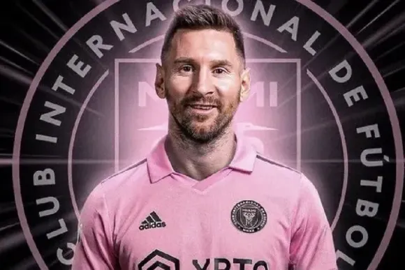 Messi debuta ante la mirada del mundo