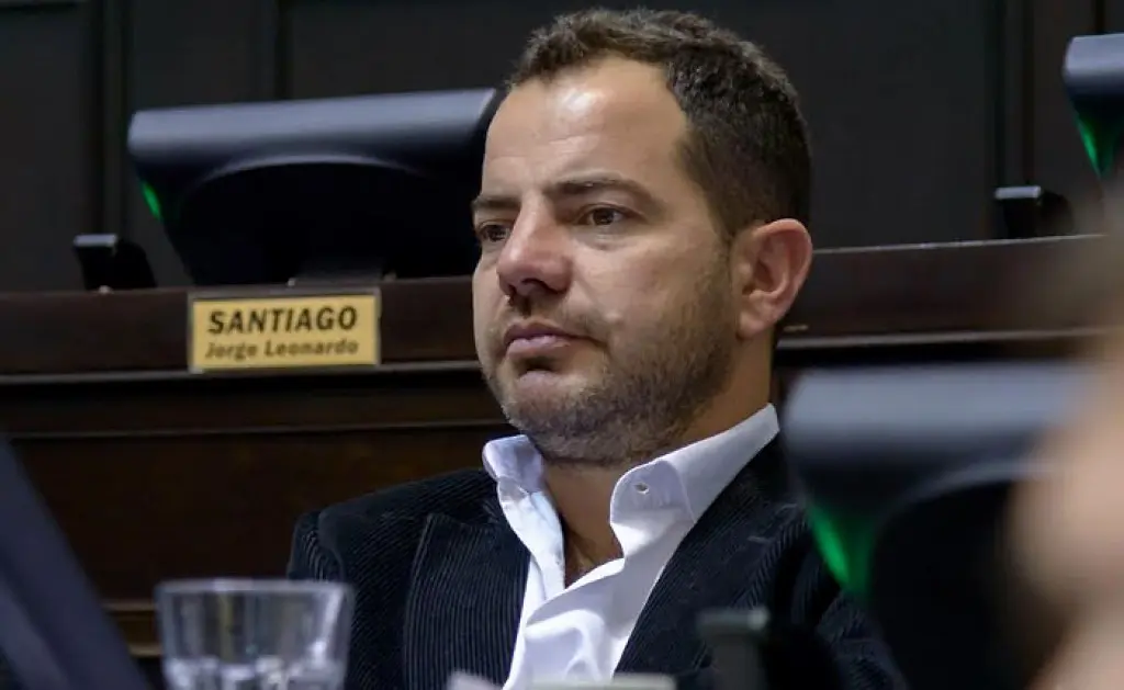 Buscan eximir a los clubes de barrio del pago de horas adicionales de la Policía