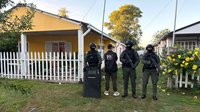 robo a una mutual en Romang - 3