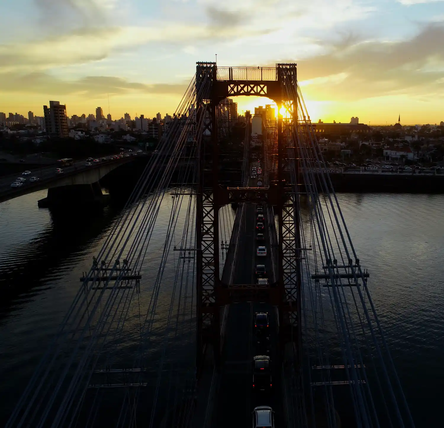 Lunes fresco y algo nublado en la ciudad de Santa Fe