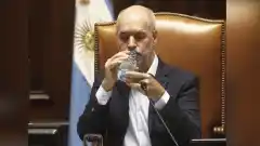Qué es el Temblor Esencial, la condición que afecta a Horacio Rodríguez Larreta
