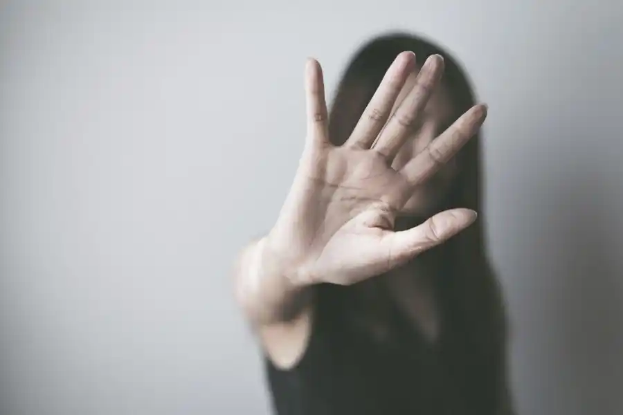 Se metió a la casa de su ex pareja, la amenazó de muerte a ella, a sus hijos y con quitarse la vida: terminó con prisión preventiva