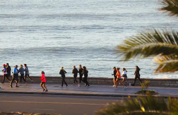 Domingo con cielo mayormente nublado y mejora hacia la tarde en Mar del Plata