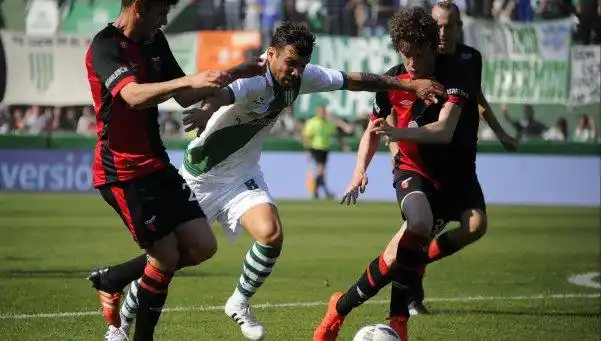 Banfield y Colón empataron y aburrieron en el Sur