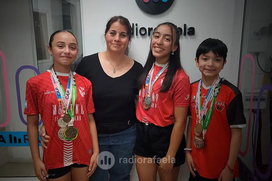 Patinadores del Club Moreno de Lehmann y de Ferro fueron multipremiados: “Es un grupo en crecimiento”