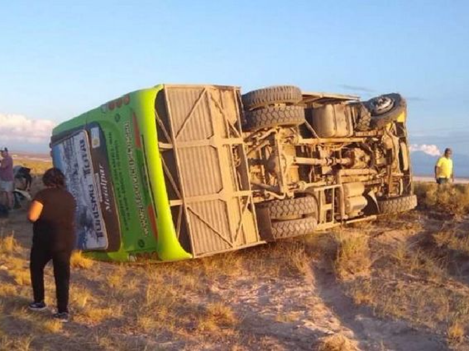 Mendoza: un colectivo volcó en San Rafael y hay 14 heridos