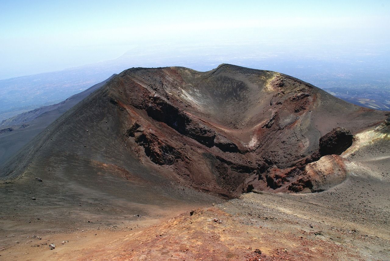 Volcán Etna: cinco datos clave sobre el coloso más activo de Europa