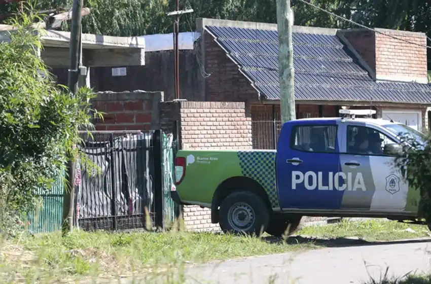 Triple crimen en Melchor Romero: una pareja decapitada y una nena descuartizada