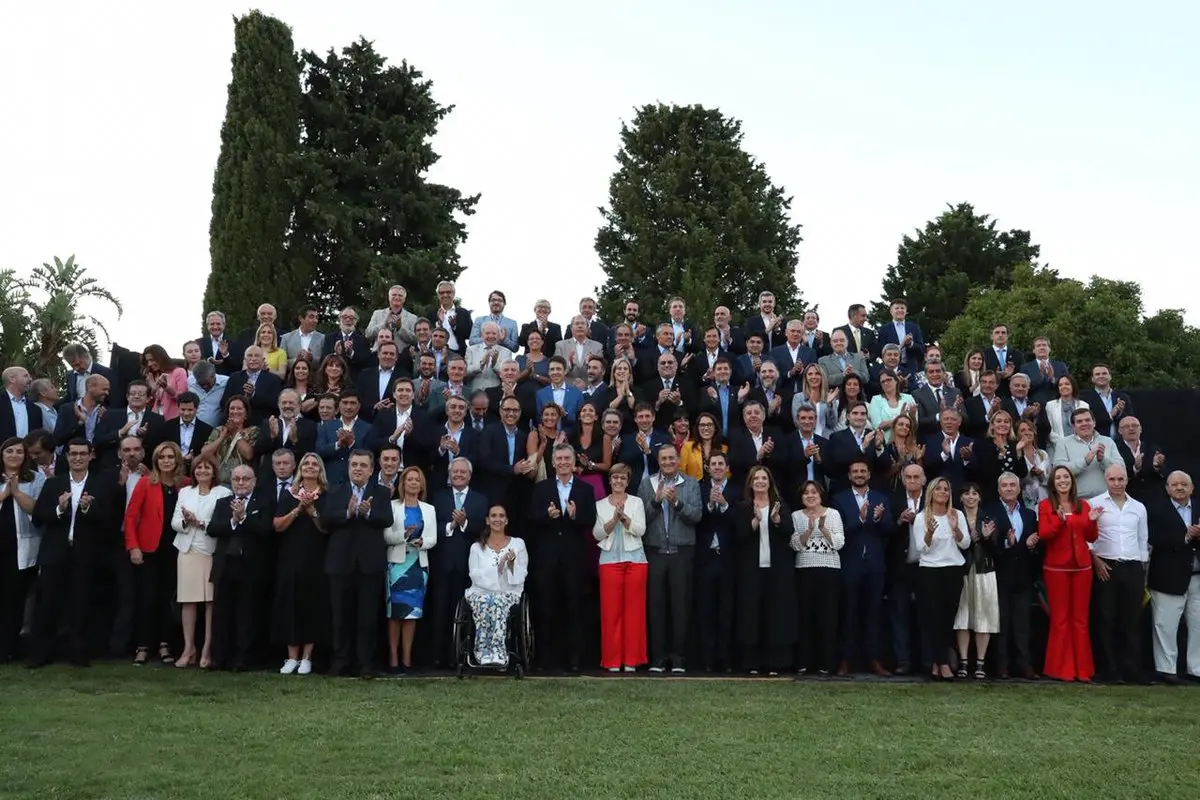 Macri reunió a sus legisladores en la previa de su discurso en el Congreso