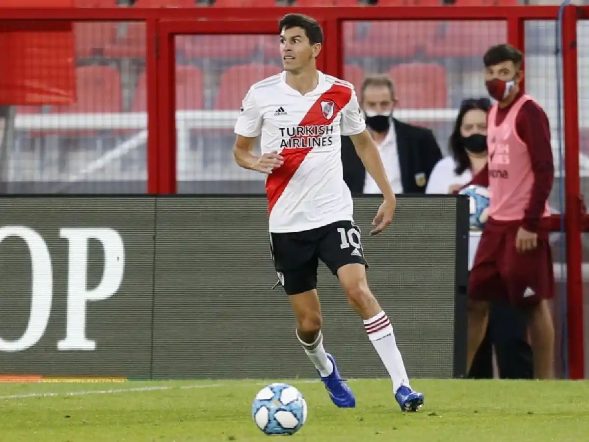 River recibió la oferta del Mineiro por "Nacho" Fernández