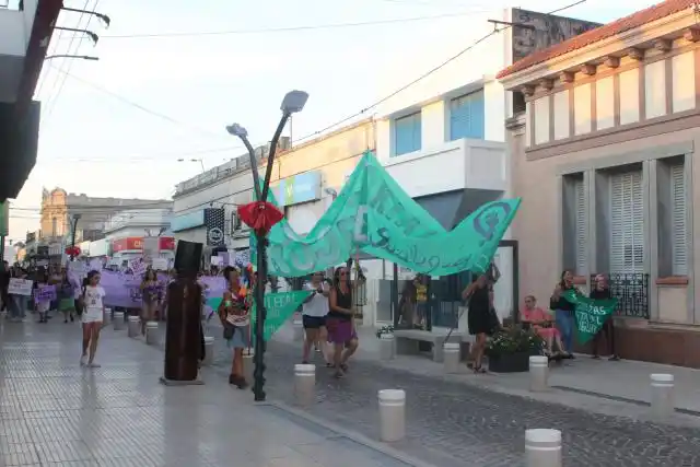 Se realizó la marcha del 8M
