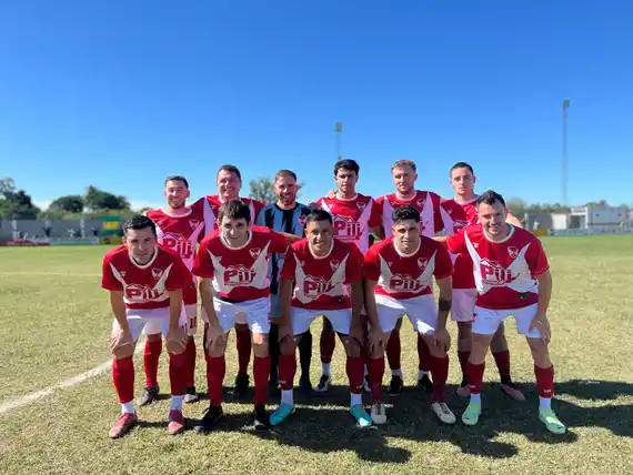 "La Academia sigue perfecta y varios equipos se arriman en la pelea"