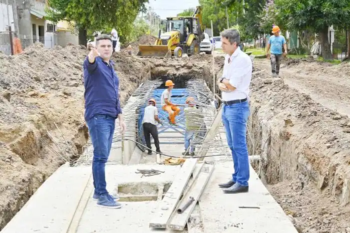 Cresto y Bastián recorrieron obras en San José y destacaron  el apoyo a los municipios entrerrianos