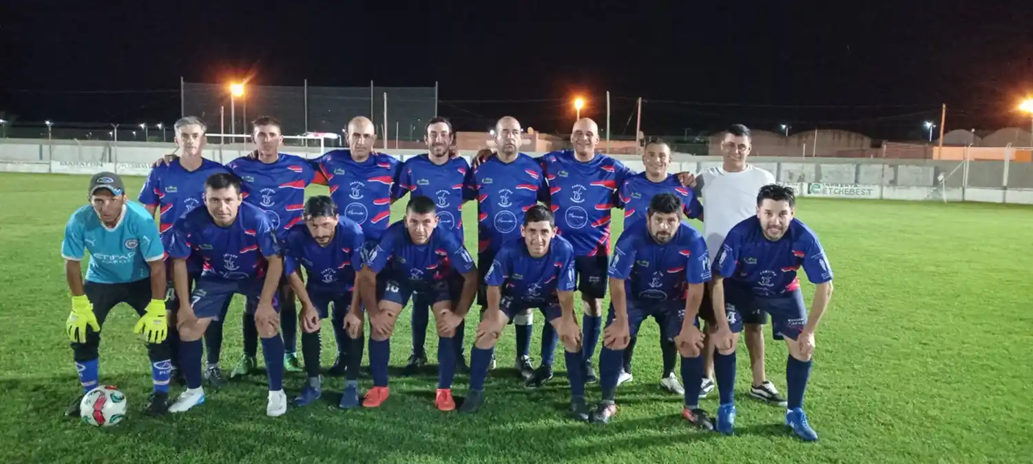 La lluvia obligó a suspender las semifinales en la cancha de Libertad