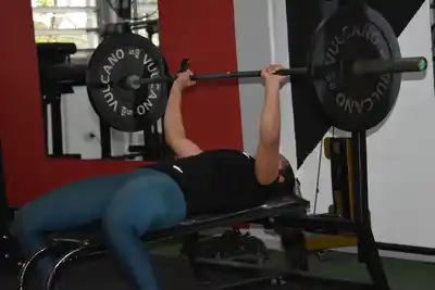 Nunca es tarde para fortalecer tus huesos: cómo empezar después de los 50