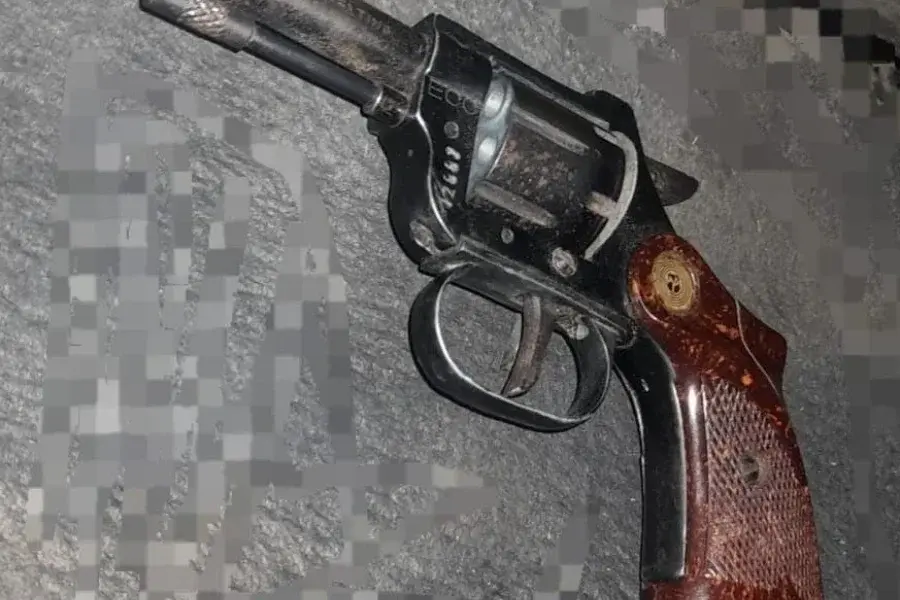 Amenazaron a una menor de edad con un arma de fuego: requisa y secuestro en una localidad de la región