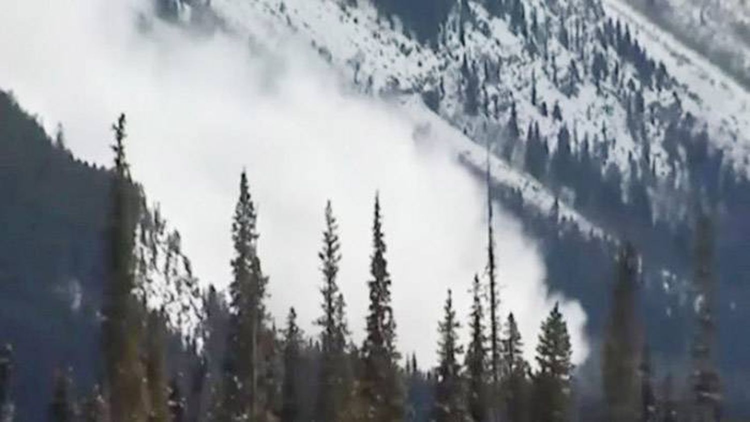 Dos argentinos murieron tras quedar sepultados por la nieve  durante una avalancha