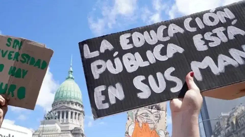Otorgaron un plazo de cinco días para acatar la cautelar que ordena la actualización de los salarios de docentes y no docentes de las universidades públicas.