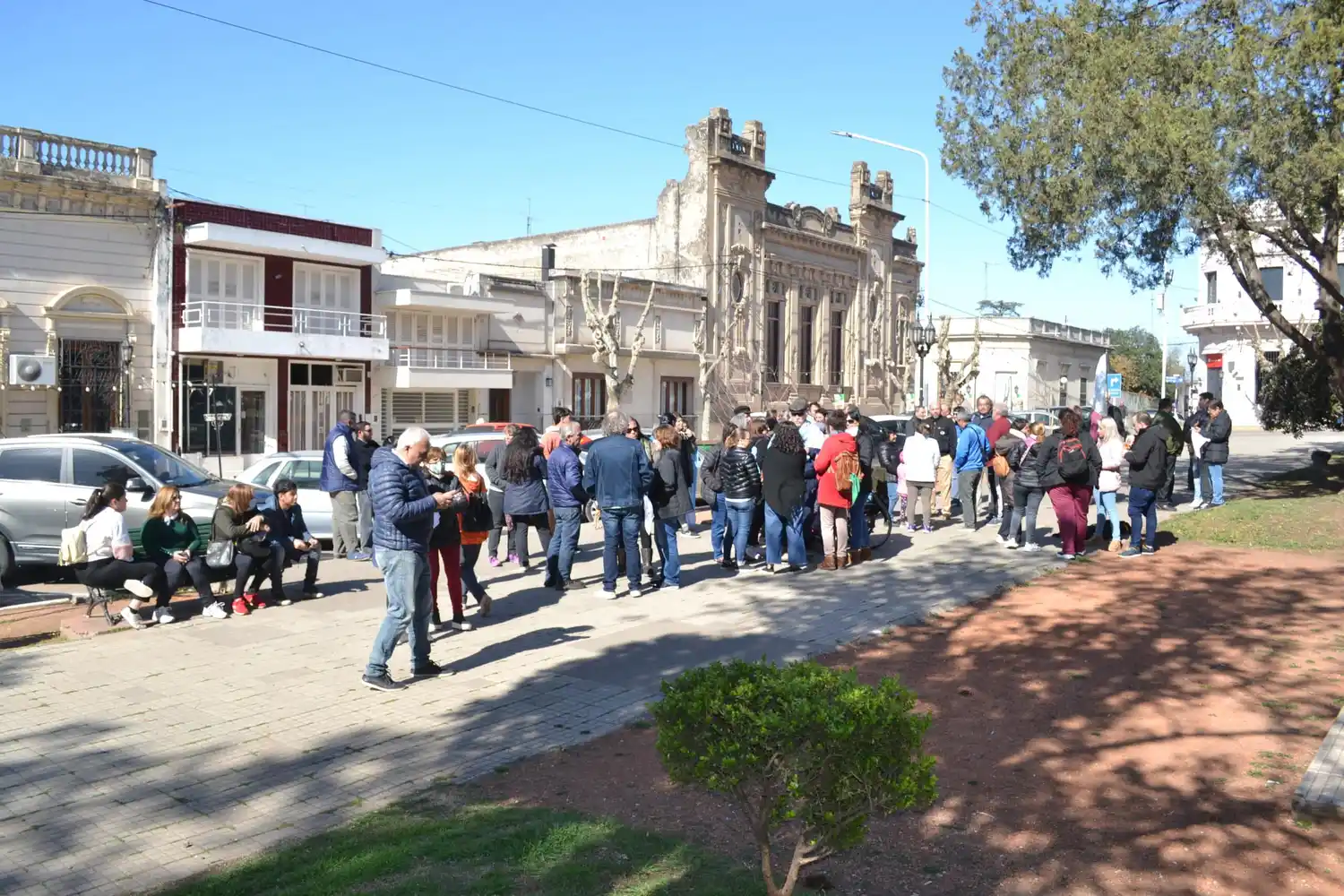 Diferentes expresiones por el atentado a la vicepresidente