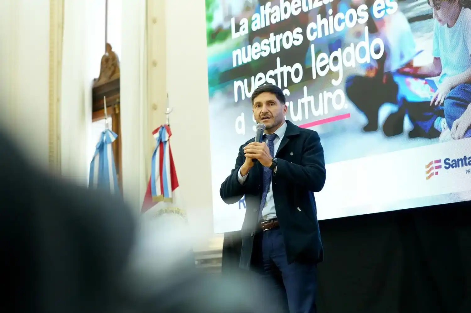 El Plan Raíz mejoró un 22,6 % la lectura de los chicos: “Estamos construyendo el camino correcto”, marcó Pullaro