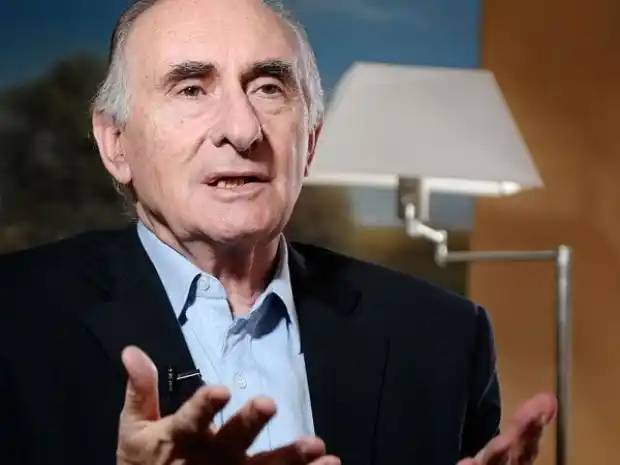 De la Rúa acudió a la Justicia para cobrar jubilación de privilegio