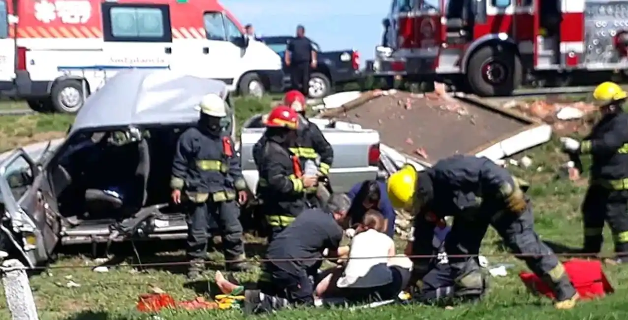 Accidente fatal en Ruta Provincial 6: murió un hombre al chocar en su camioneta contra una garita