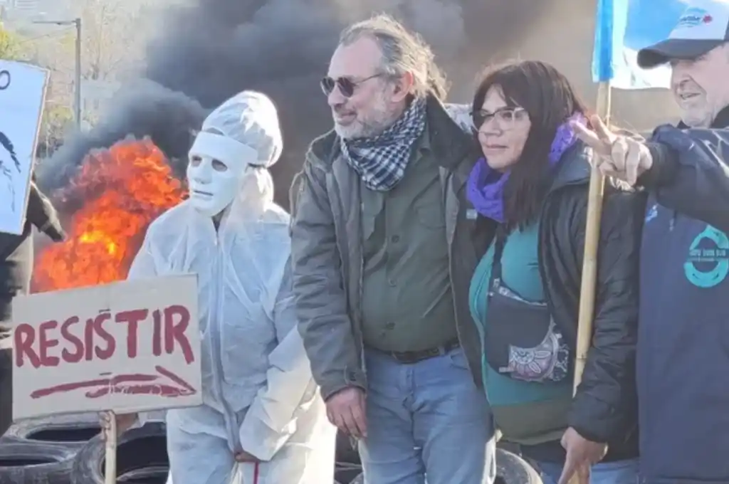 La protesta, en rechazo a la ratificación judicial de la condena a seis años.