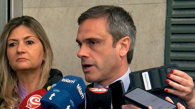 Un asunto importante en el temario fue la continuidad de funcionarios massistas.
