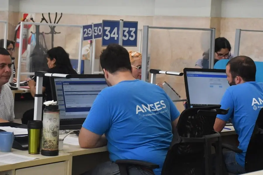 Pagarán un bono de $ 20.000 a quienes reciben prestaciones por desempleo