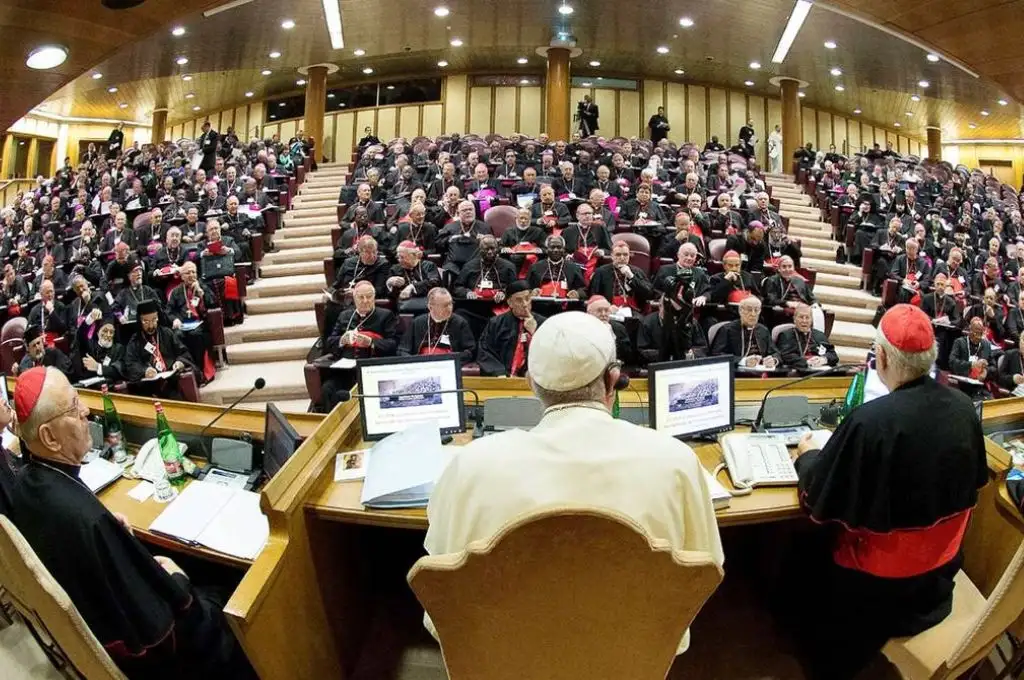 Histórico: el Papa permitirá votar a mujeres en el próximo sínodo de obispos