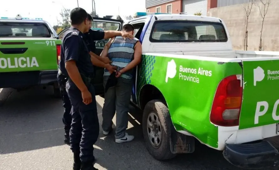 Detienen a autores de robos en  varios comercios de la región