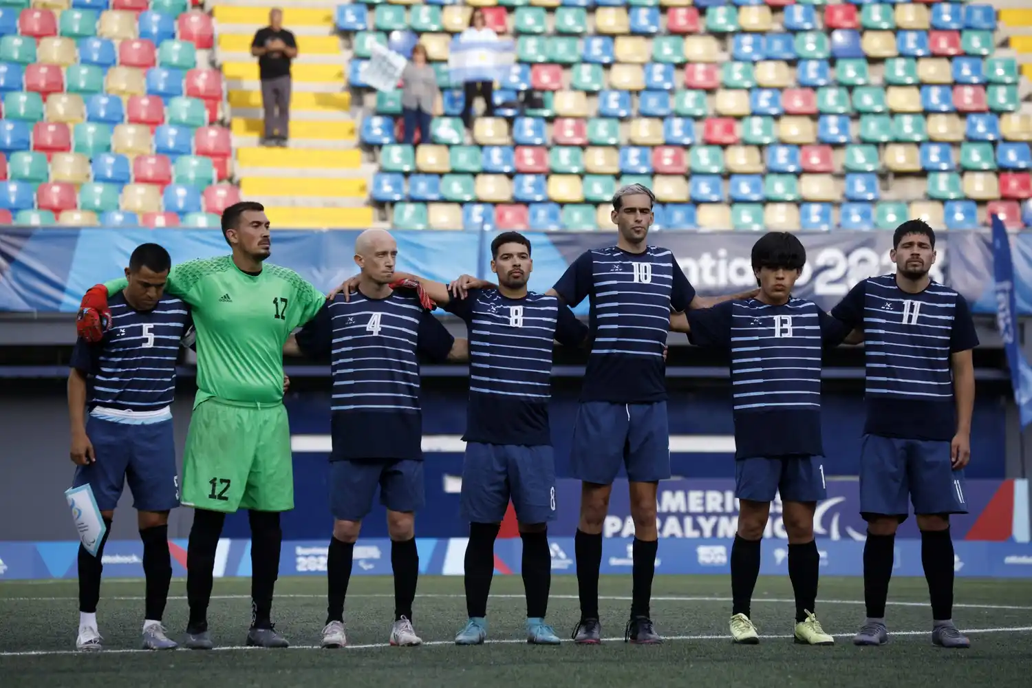 Argentina goleó y está a un paso de la final
