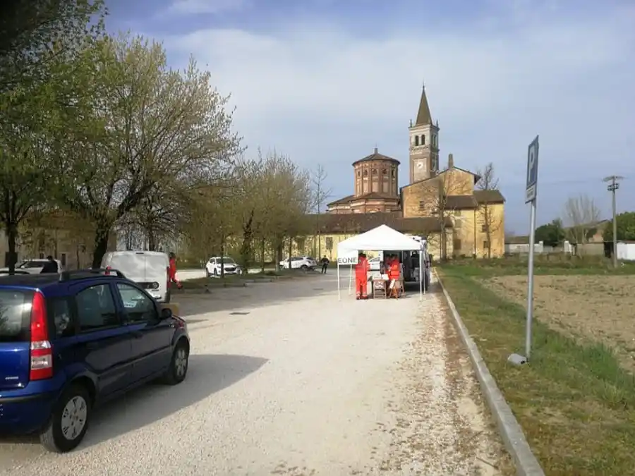 Solidaridad. Diferentes organizaciones realizan campañas para distribuir barbijos. 