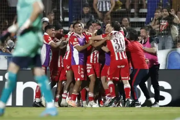 Unión SF recibe a Newell¨s y quiere hacerse fuerte en casa