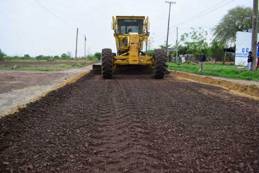 Intensos trabajos municipales en barrios de la ciudad