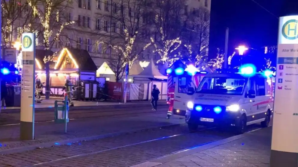 El horro se apoderó de un mercado navideño en la ciudad alemana de Magdeburgo.