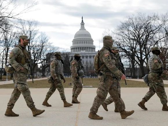TRUMP impone al jefe de la DEA en la policía de Washington y arrecia política antimigrantes