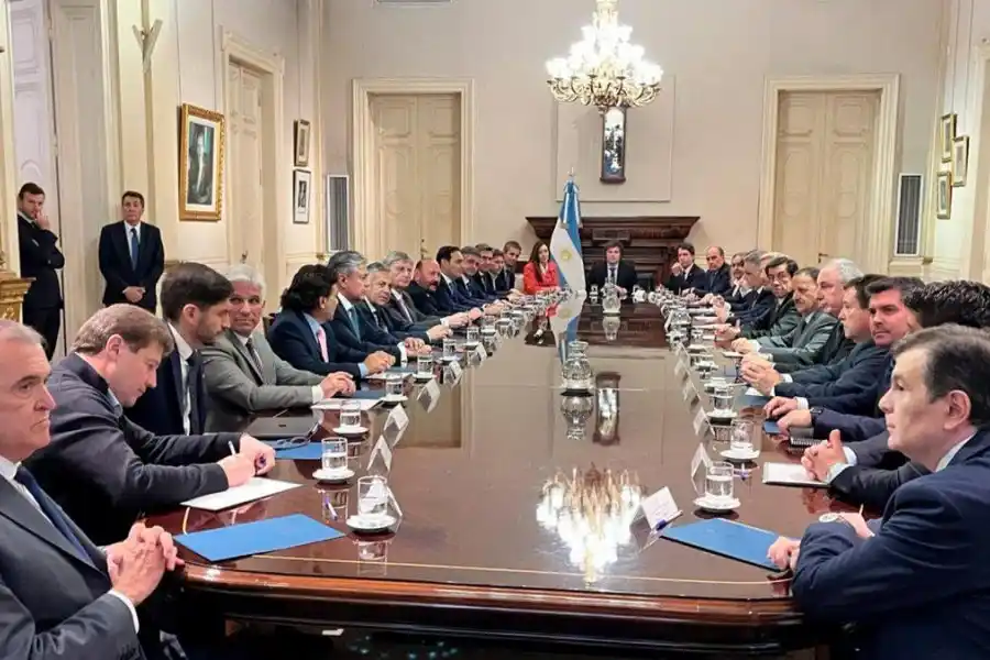 El Gobierno anunció que redujo 98% las transferencias discrecionales a la provincias