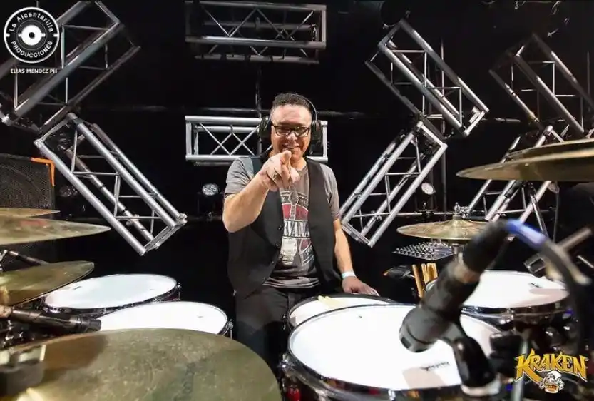 Murió en pleno concierto el exbaterista de Almafuerte