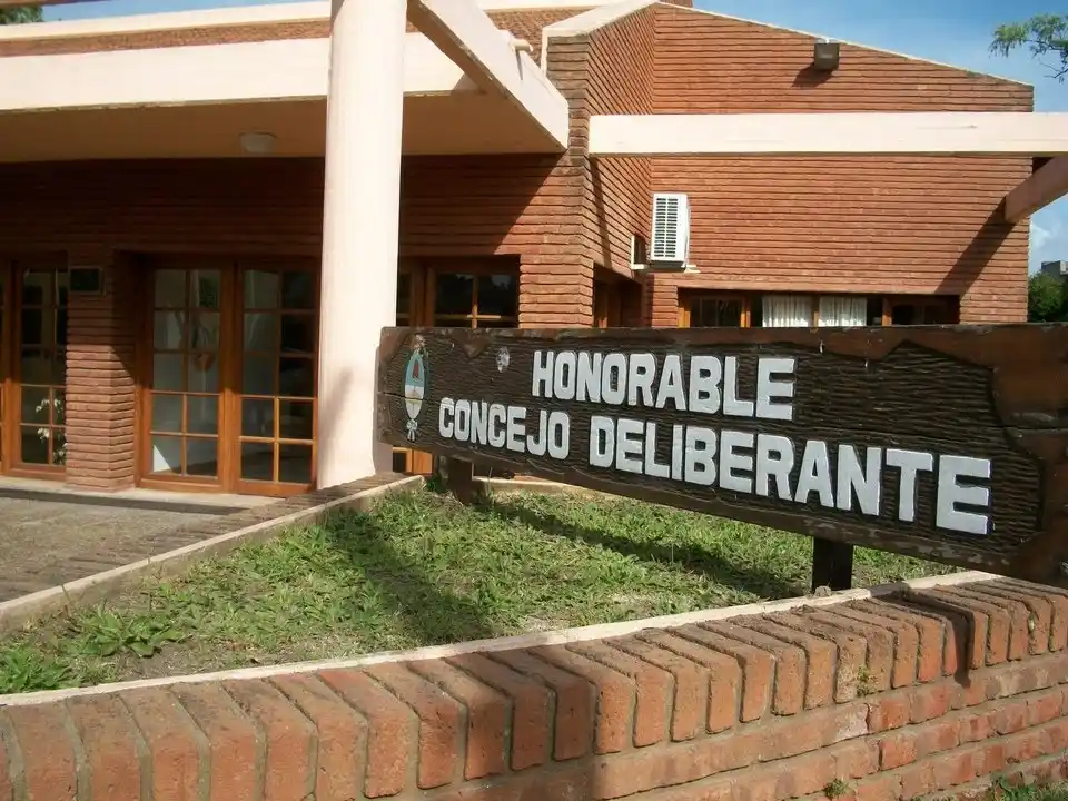 Los concejales deberán resolver si autorizan al Ejecutivo a destinar más de tres millones de pesos mensuales para alquilar el edificio.