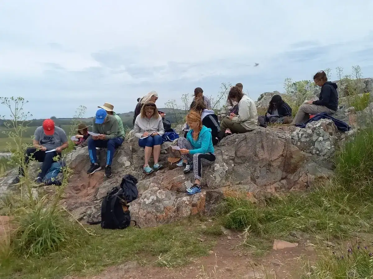 Los encuentros son al aire libre, en los distintos barrios.