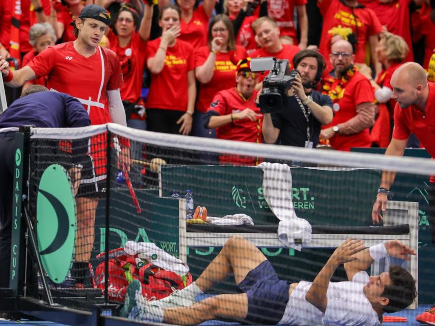 La serie Bélgica-Chile se definió con polémica