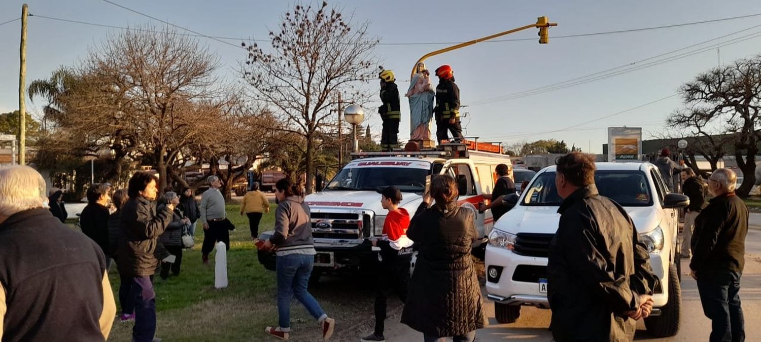 Llega de la imagen de la Virgen del Rosario de San Nicolás a Gualeguay.