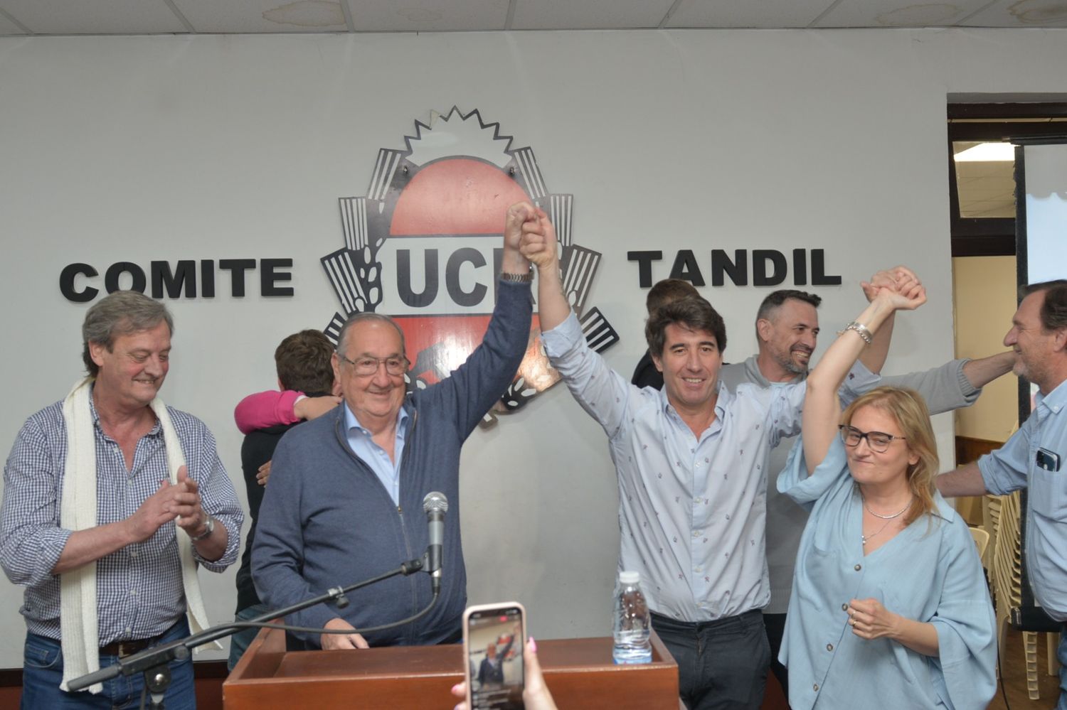 Fieles a la Lista 3 y uno que se va